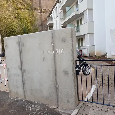 Costa Lodge Funchal Or Santa Cruz Airport The Same Price Exterior photo